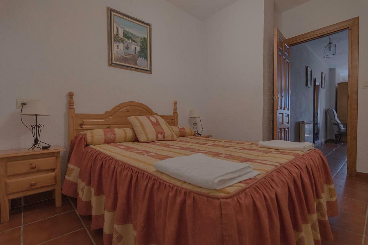 Apartamentos Rurales Las Chimeneas Capileira Extérieur photo